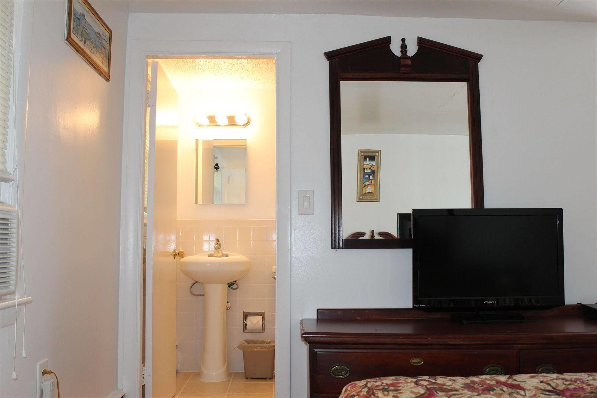 Oceanside Motel Деннис-Порт Экстерьер фото